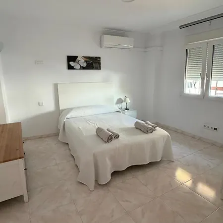 Resbalaje Homes Calle Granada 1a * Nerja