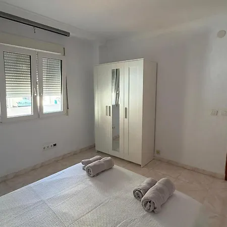 Resbalaje Homes Calle Granada 1a Apartamento